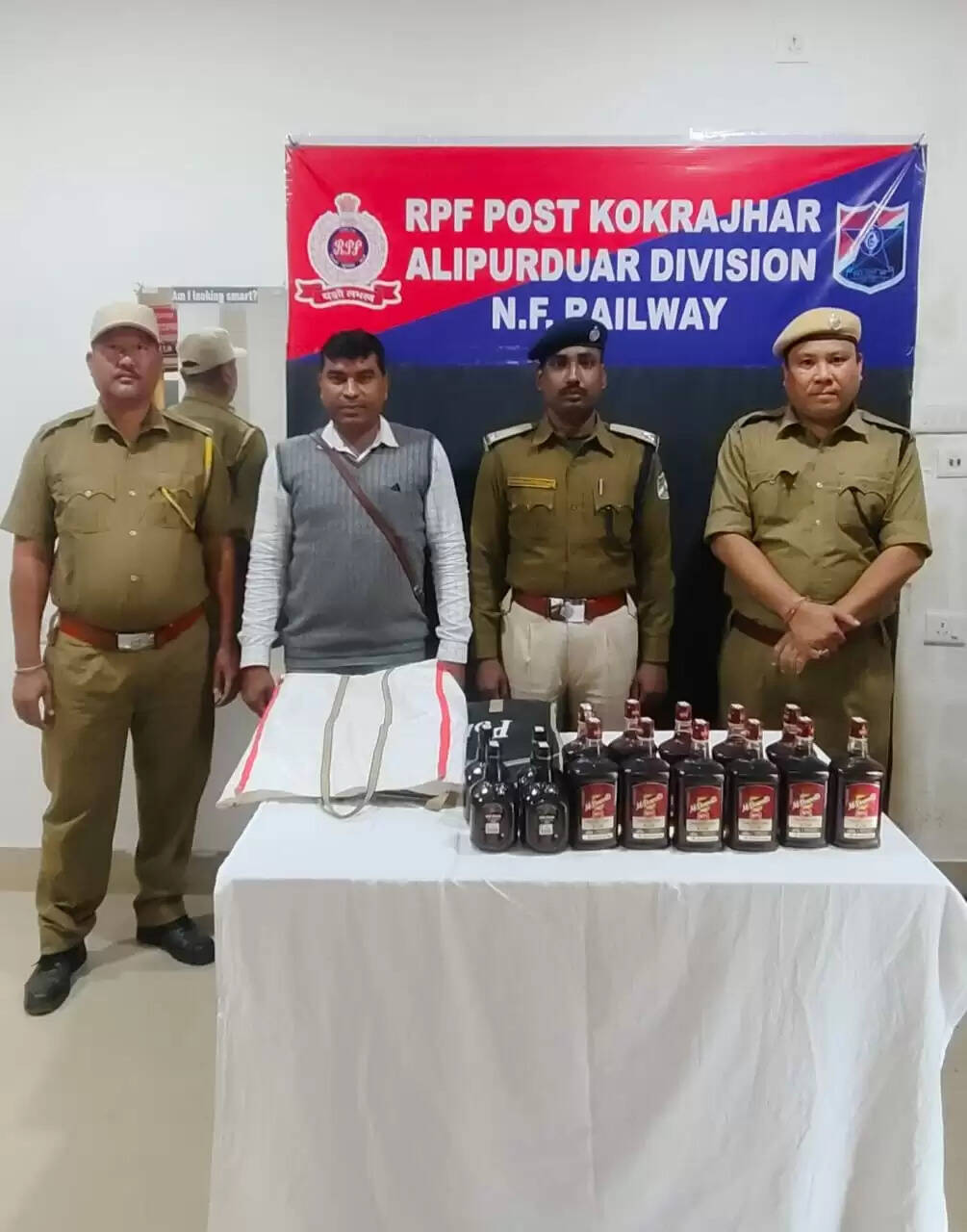 फकिराग्राम स्टेशन पर ऑपरेशन “सतर्क” में आरपीएफ को सफलता