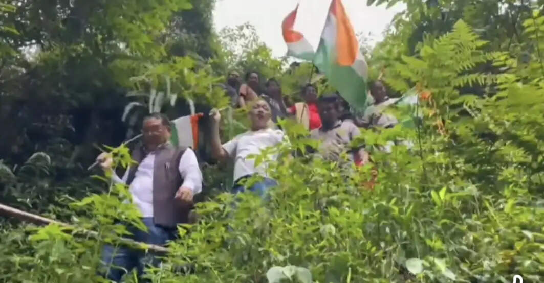 सिराम ने की आल पार्टी संयुक्त संसदीय दल के दौरे की मांग