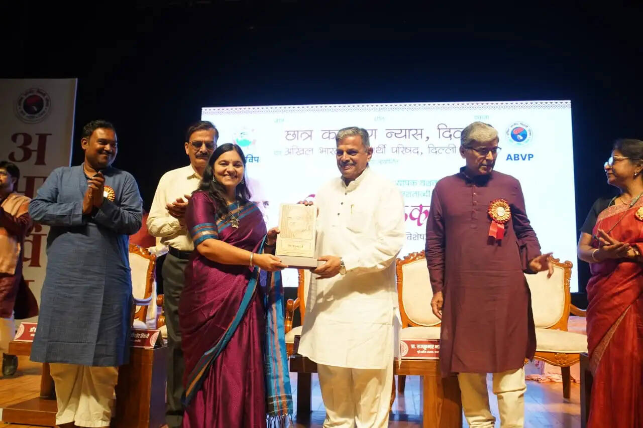 राष्ट्रनिष्ठ चिंतक यशवंत राव केलकर के सूत्र से अभाविप की सशक्त नींव खड़ी हुई : दत्तात्रेय होसबाले