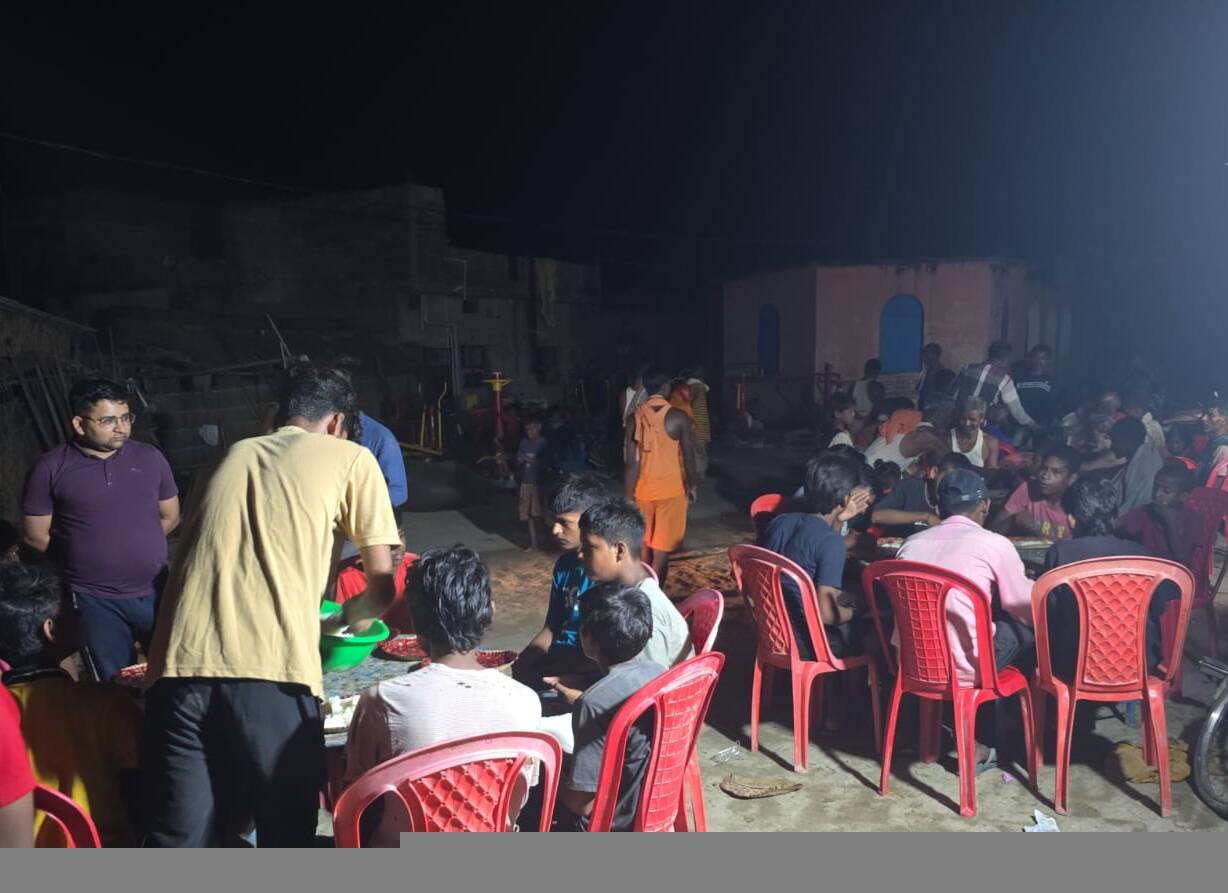 सारण जिले में 199 गांव के चार लाख से अधिक आबादी बाढ़ से प्रभावित, राहत और बचाव कार्य युद्ध स्तर पर जारी
