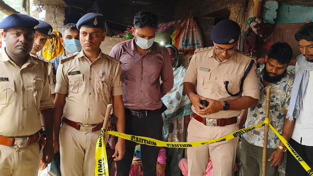 महिला की संदिग्ध मौत, परिजन ने लगाया हत्या का आरोप