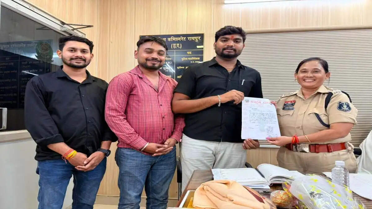 बजरंग दल ने घर में धर्मांतरण कराने का आरोप लगाते हुए सौपा ज्ञापन, कार्रवाई की मांग की