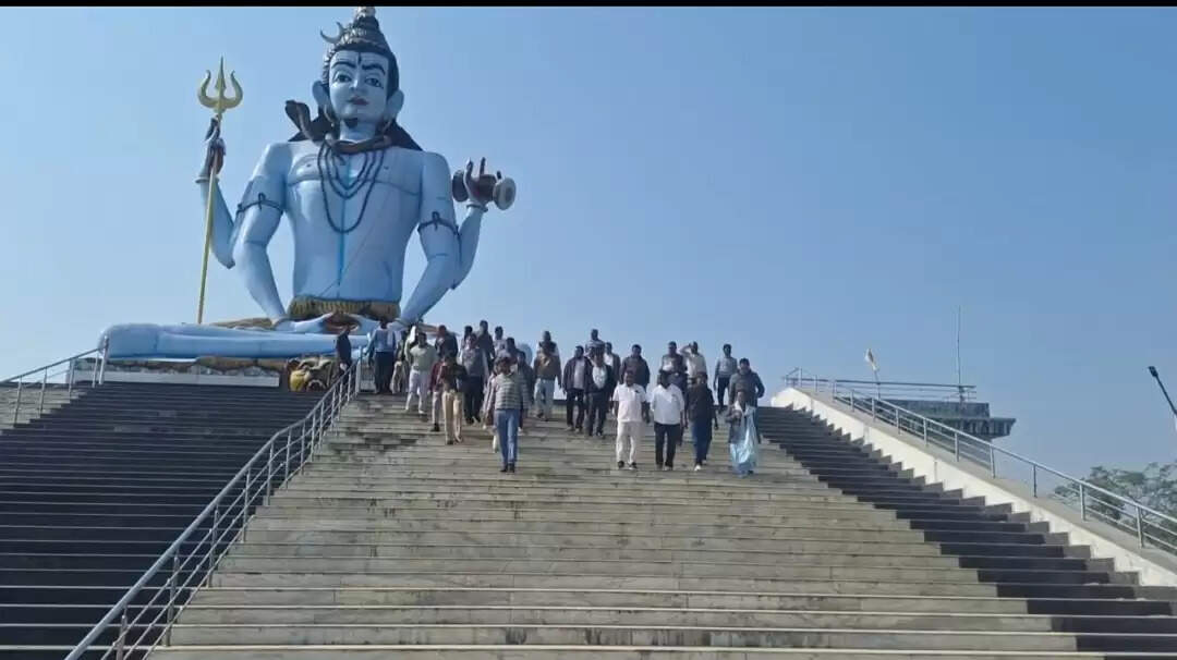 बलरामपुर : तातापानी महोत्सव की तैयारियों का कलेक्टर ने लिया जायजा