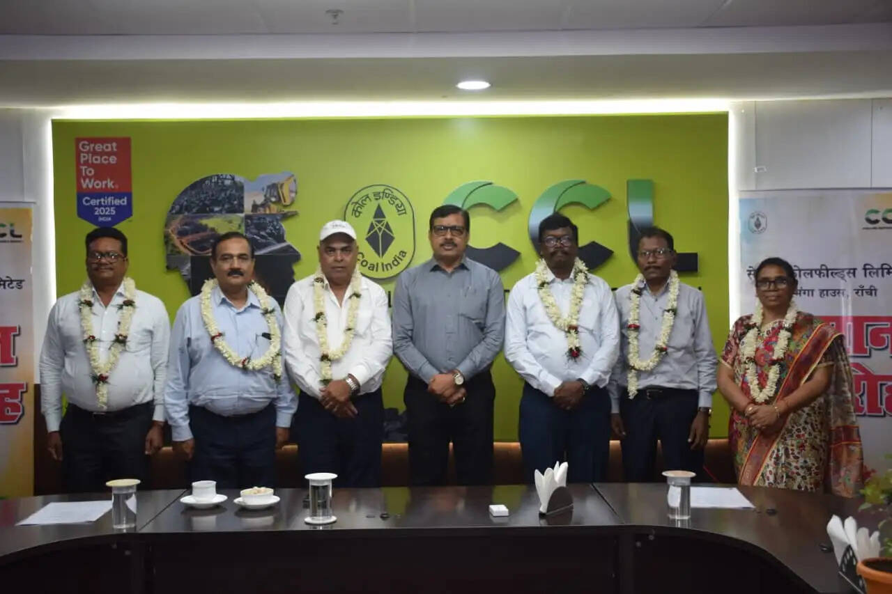 सीसीएल में 110 सेवानिवृत्त कर्मियों को दी सम्मान पूर्वक विदाई