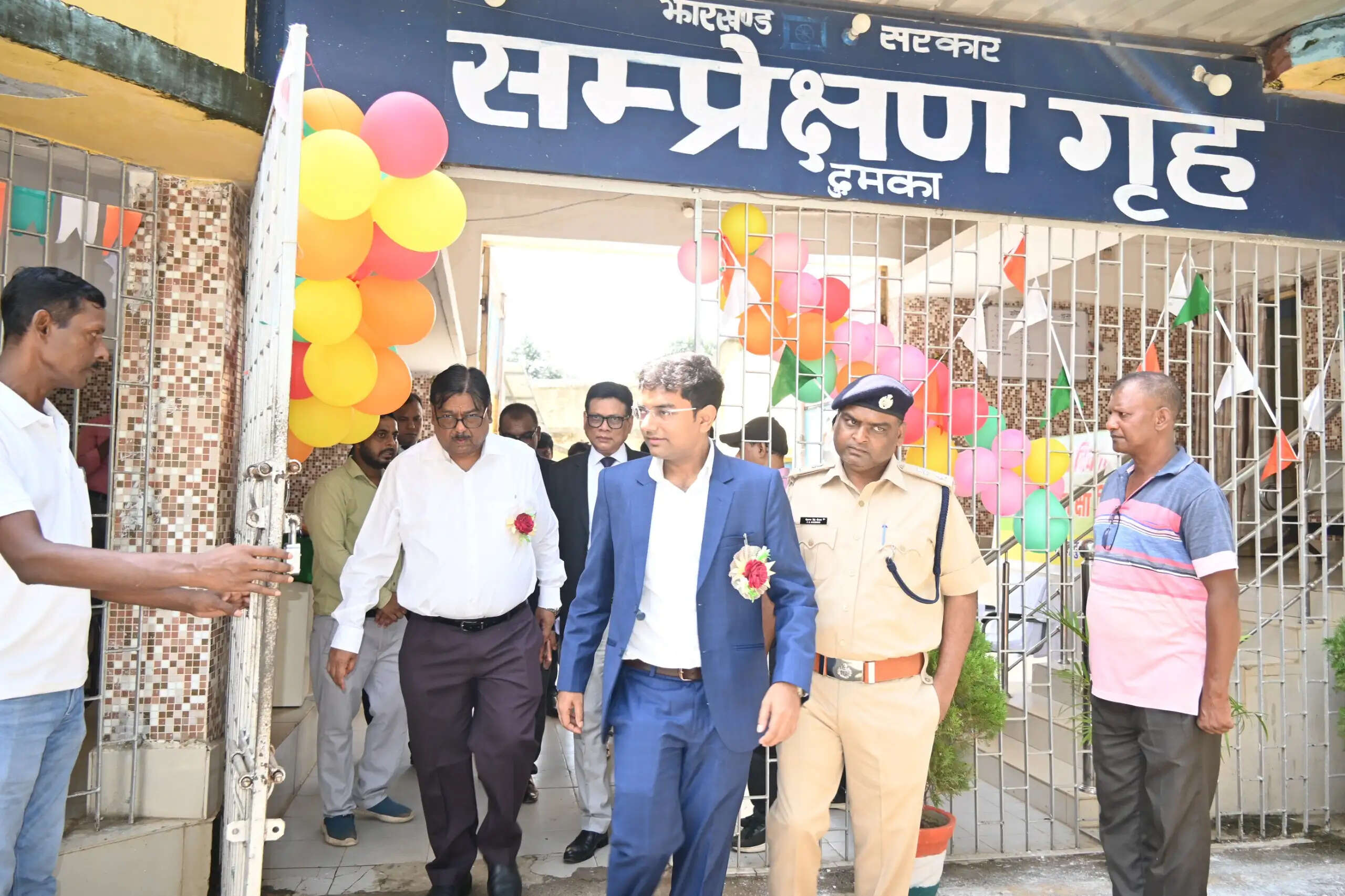 न्यायमूर्ति संजय प्रसाद ने दुमका सिविल कोर्ट, केंद्रीय कारा और संप्रेक्षण गृह का निरीक्षण किया