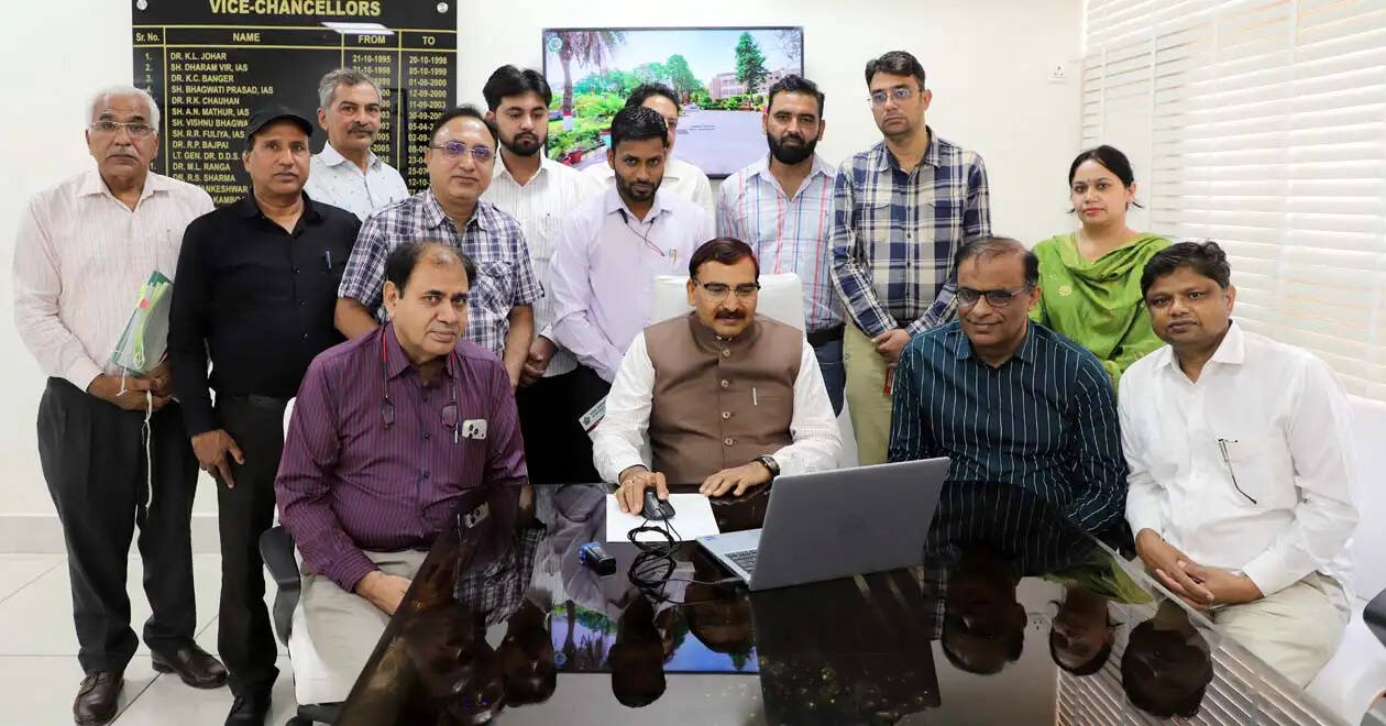 हिसार : गुरु जम्भेश्वर विश्वविद्यालय के सीडीओई के दाखिला पोर्टल शुभारंभ