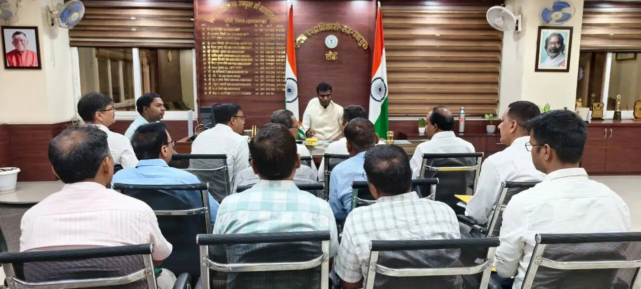 उपायुक्त ने गेतलसूद डैम परिसर में बन रहे कम्यूनिटी सेंटर की गुणवत्ता का दिया निर्देश