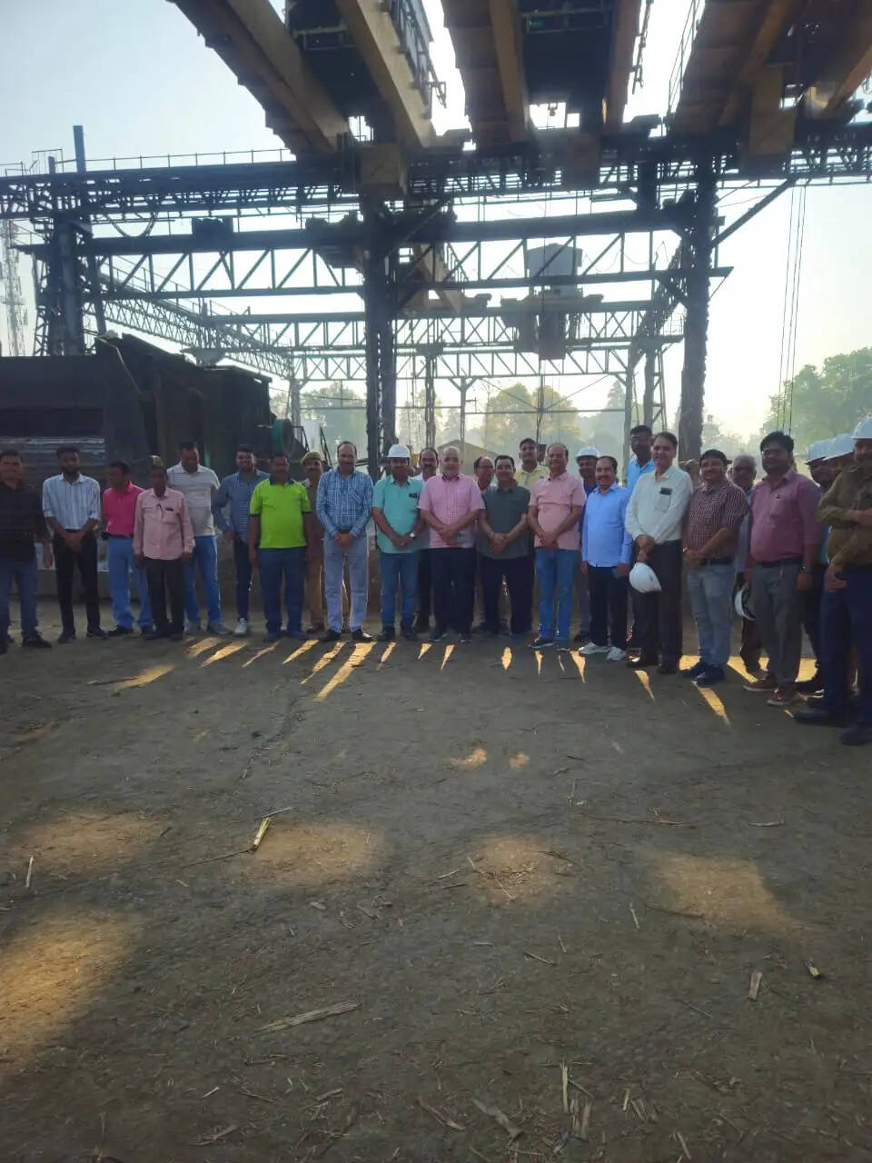 गन्ने की रिकॉर्ड पेराई के साथ हरगांव चीनी मिल का संचालन हुआ बंद