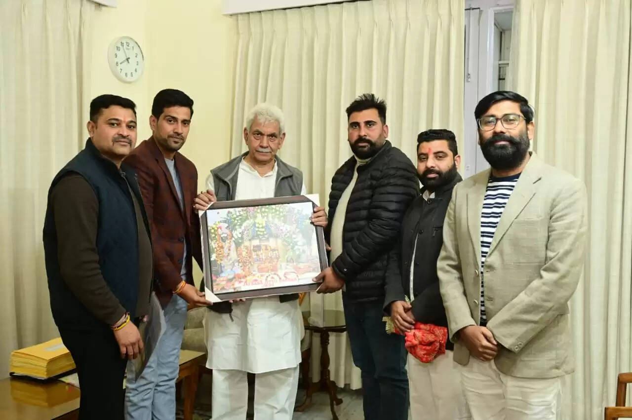 उपराज्यपाल मनोज सिन्हा से मिला शहीद किसान बाबा जित्तो संघर्ष समिति का प्रतिनिधिमंडल