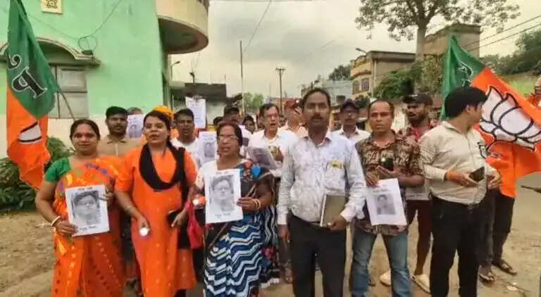 सांसद शत्रुघ्न सिन्हा की अनुपस्थिति पर भाजपा ने दर्ज कराई सांकेतिक गुमशुदगी की शिकायत