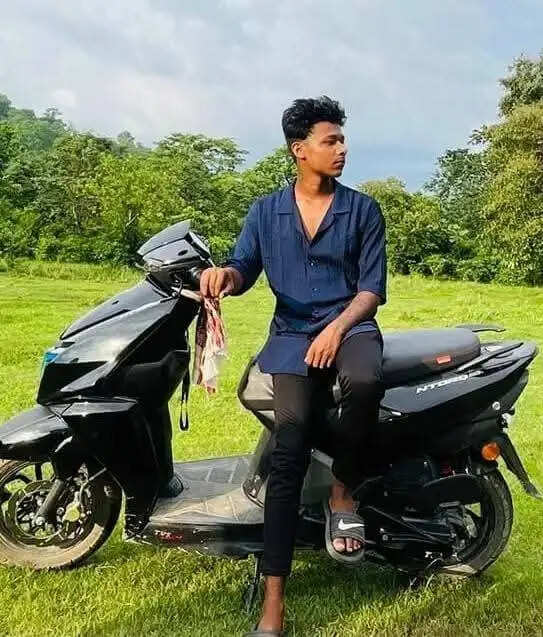 सड़क हादसे में युवक की मौत