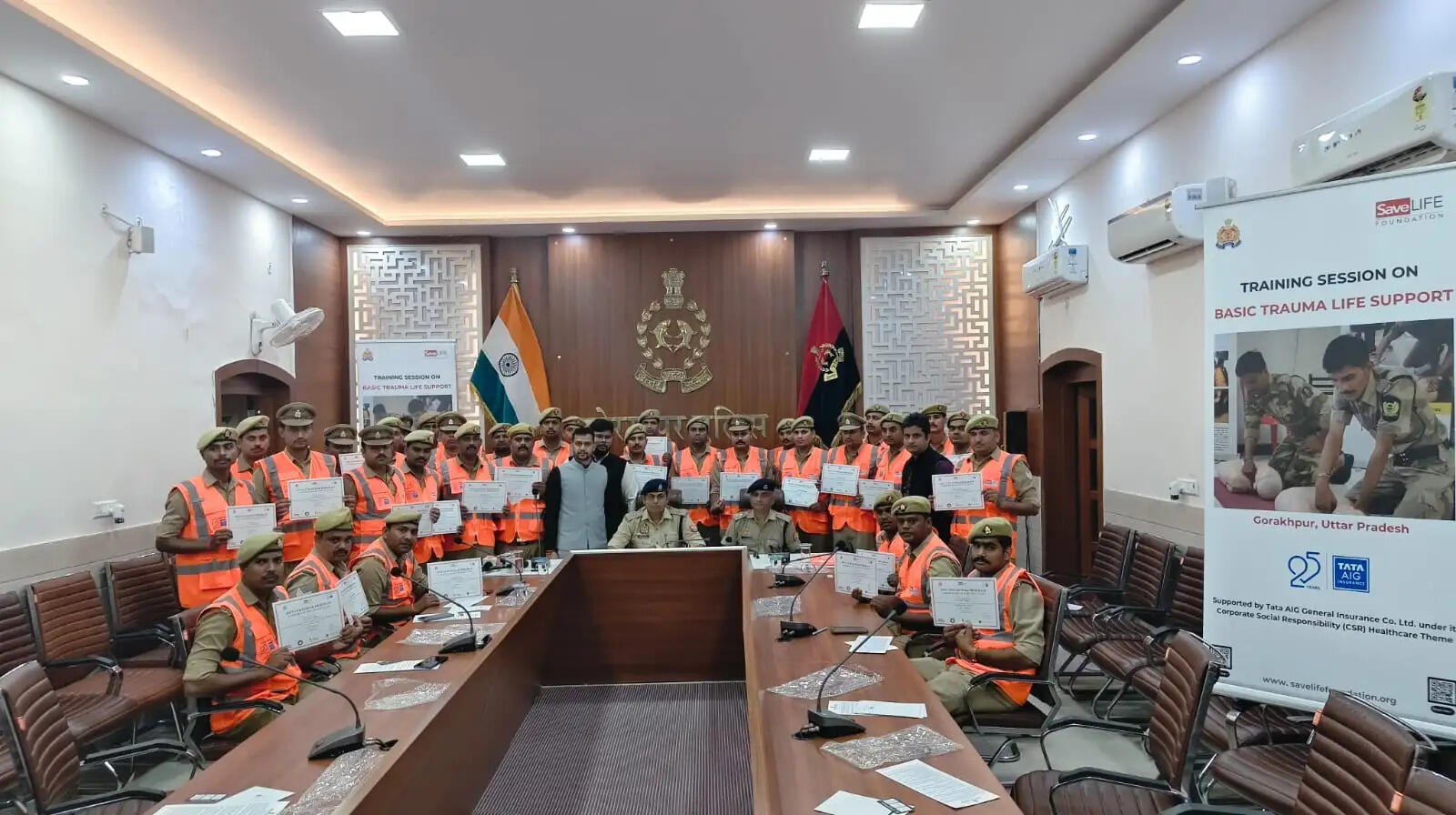 सड़क हादसों में जान बचाने के लिए पुलिसकर्मियों को दिया प्रशिक्षण