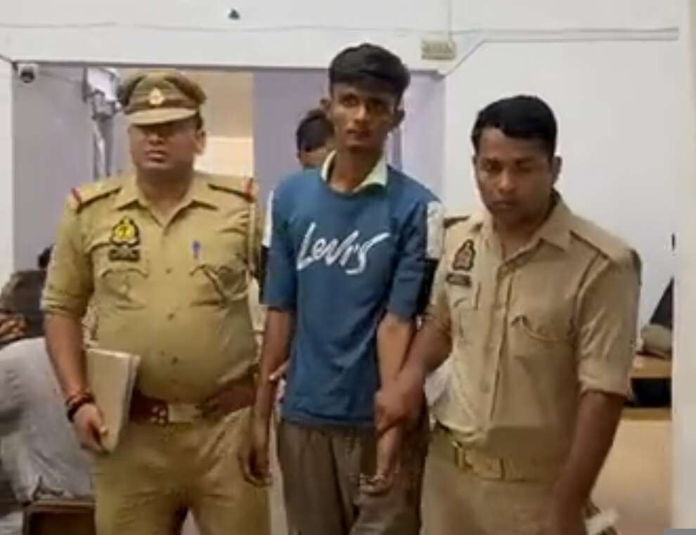 चार वाहनों के साथ बाइक चोर गिरफ्तार