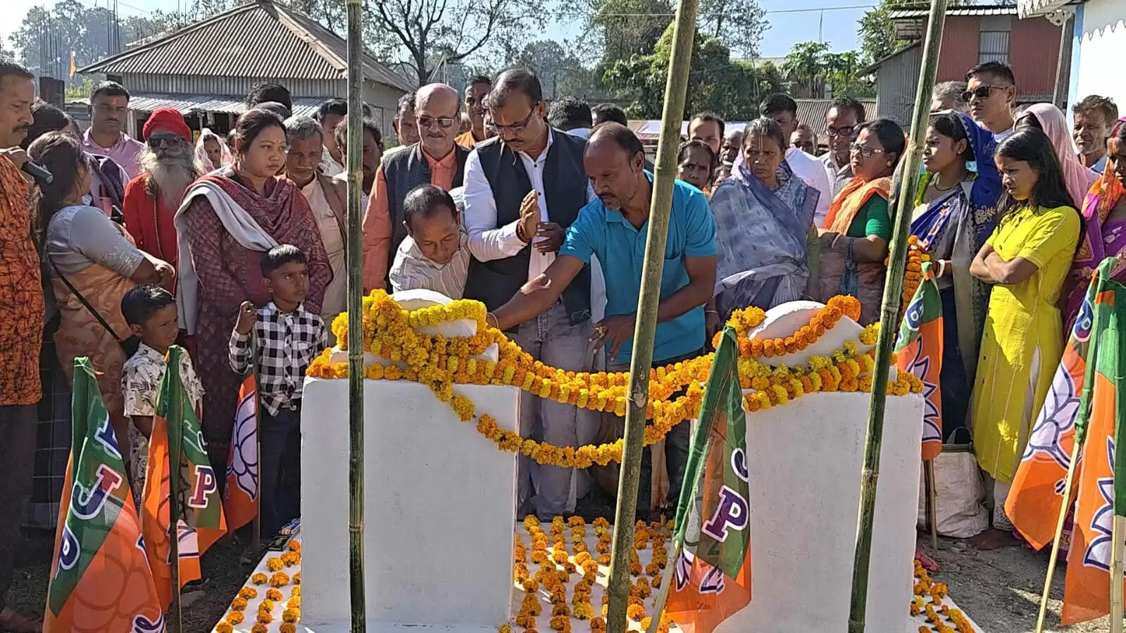 राजनीतिक हिंसा में मारे गए कार्यकर्ताओं की याद में भाजपा ने मनाया शहीद दिवस