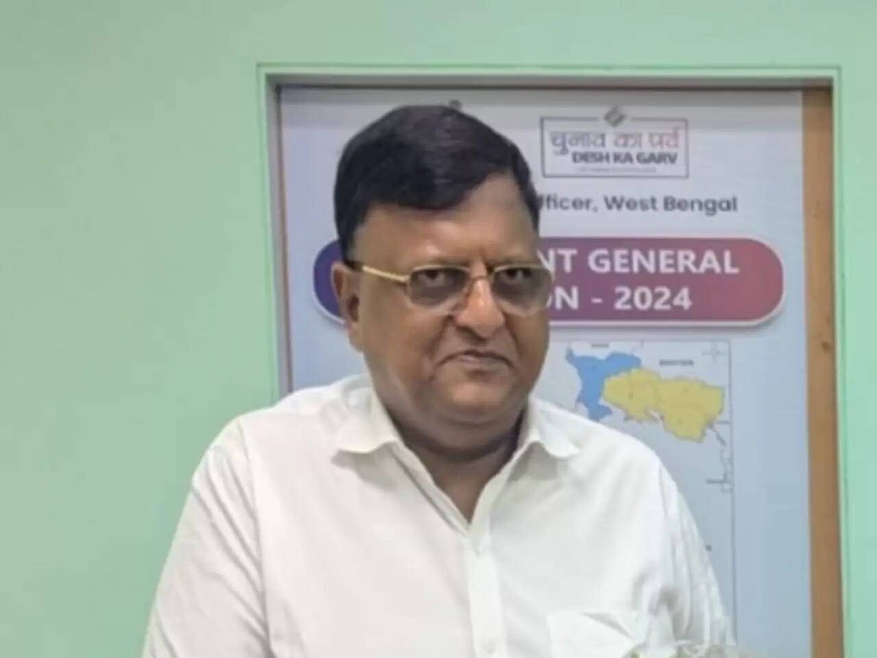 पश्चिम बंगाल में एसआईआर का पहला चरण शुरू, केवल 32.06 प्रतिशत मतदाता की ही 2002 की सूची से मैचिंग