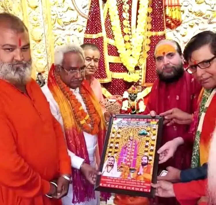 महामंडलेश्वर स्वामी सत्यदेव की 22वीं पुण्यतिथि पर संस्कृत वेद विद्यालय का शुभारंभ