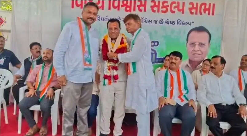 मांजलपुर उपचुनाव : कांग्रेस उम्मीदवार भीखाभाई रबारी ने भरा नामांकन