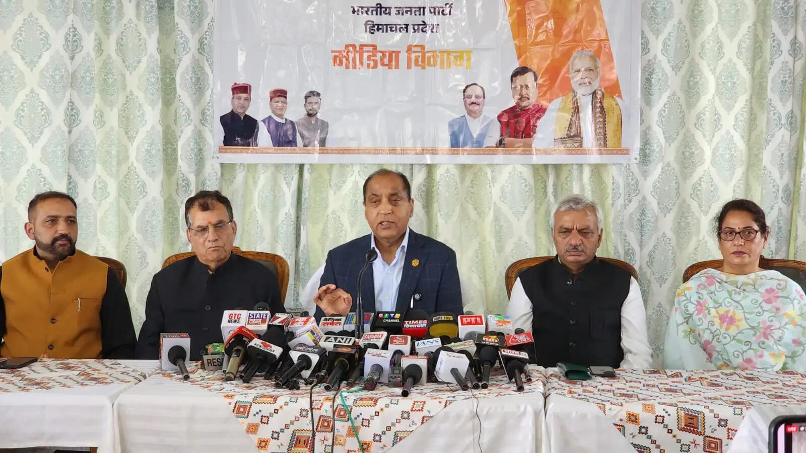 हिमाचल में राजनीतिक विरोधियों को निशाना बना रही सुक्खू सरकार : जयराम ठाकुर