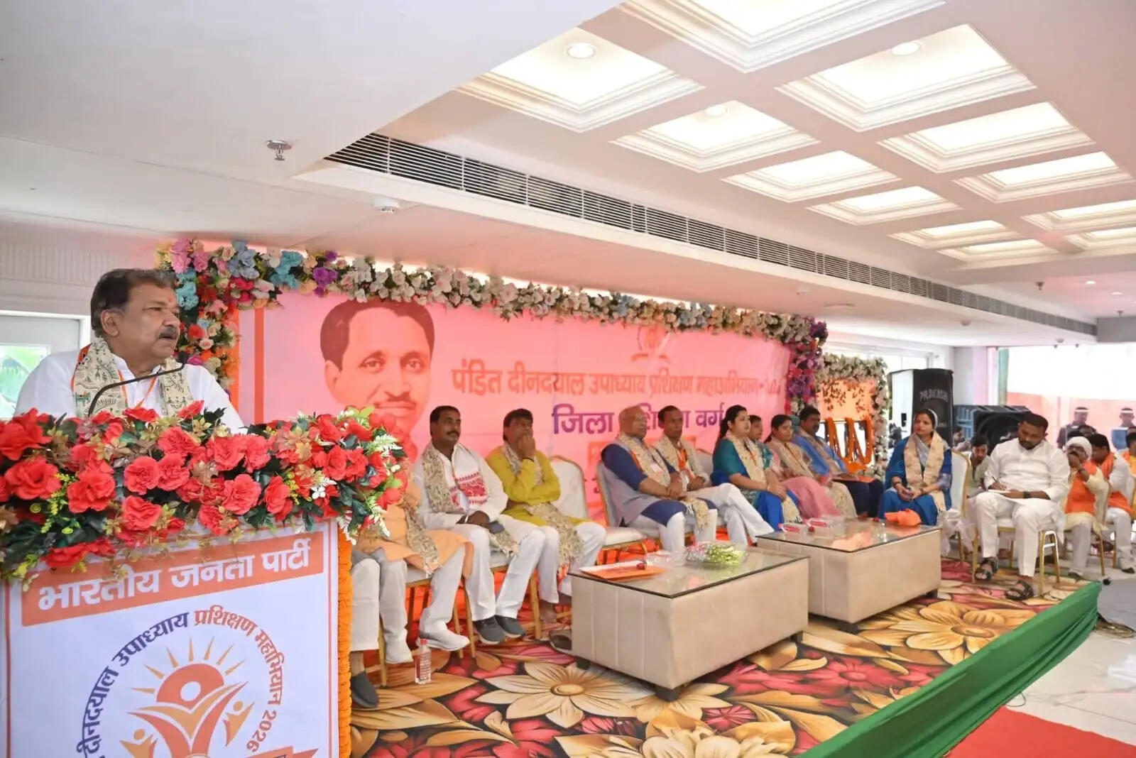 सेवा और संगठन भाजपा की ताकत : दिलीप जायसवाल