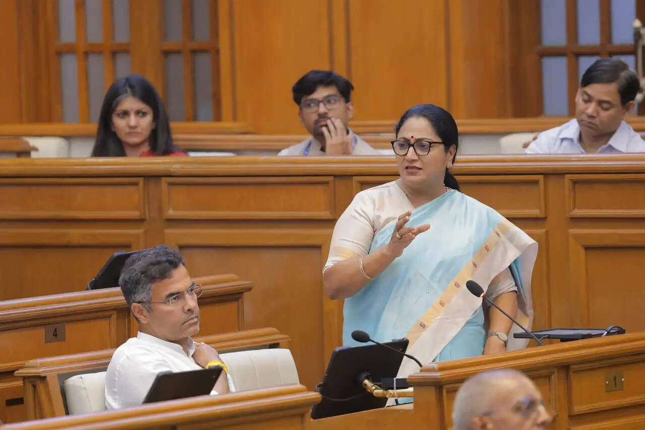 महिला आरक्षण पर अब याचना नहीं, रण होगा : रेखा गुप्ता