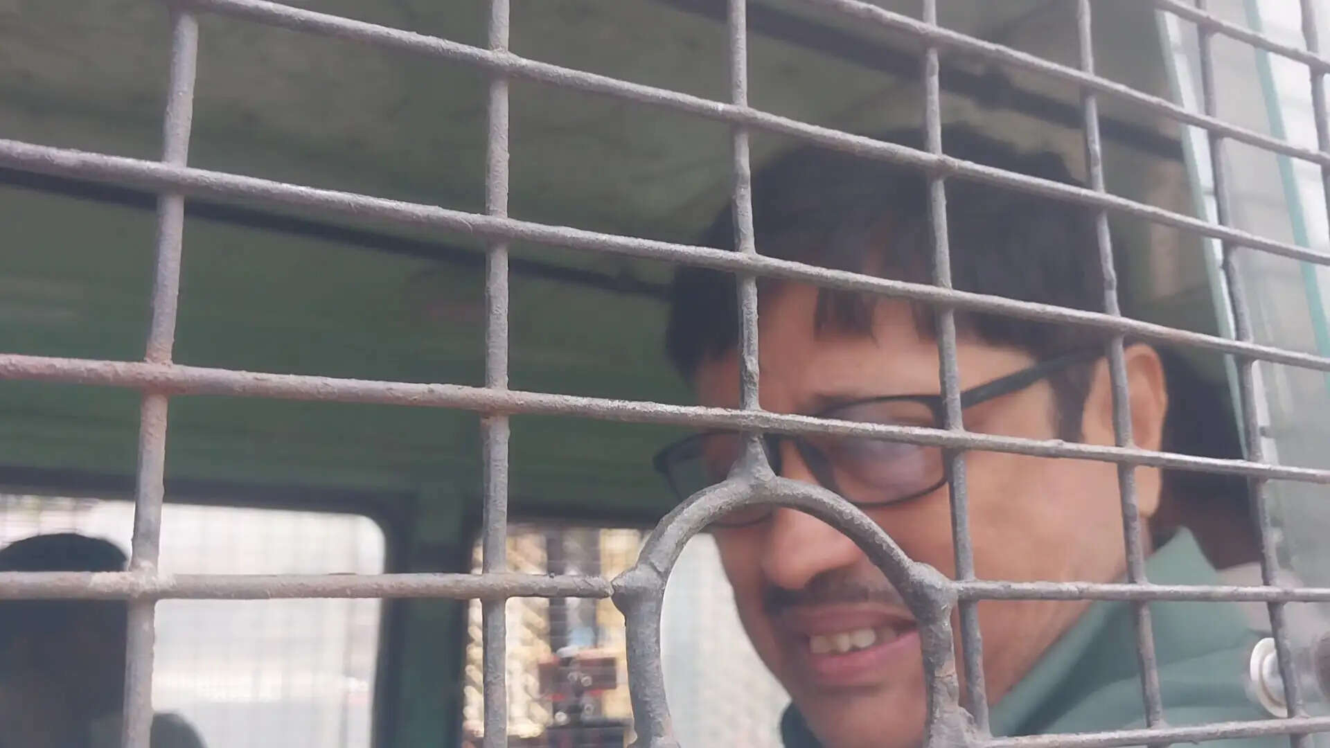 रिषड़ा में चार तृणमूल नेताओं की गिरफ्तारी से गरमाई सियासत, ममता की रैली से पहले राजनीतिक हलचल
