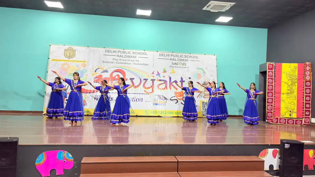 हल्द्वानी में अभिव्यक्ति 2026' के द्वितीय संस्करण
