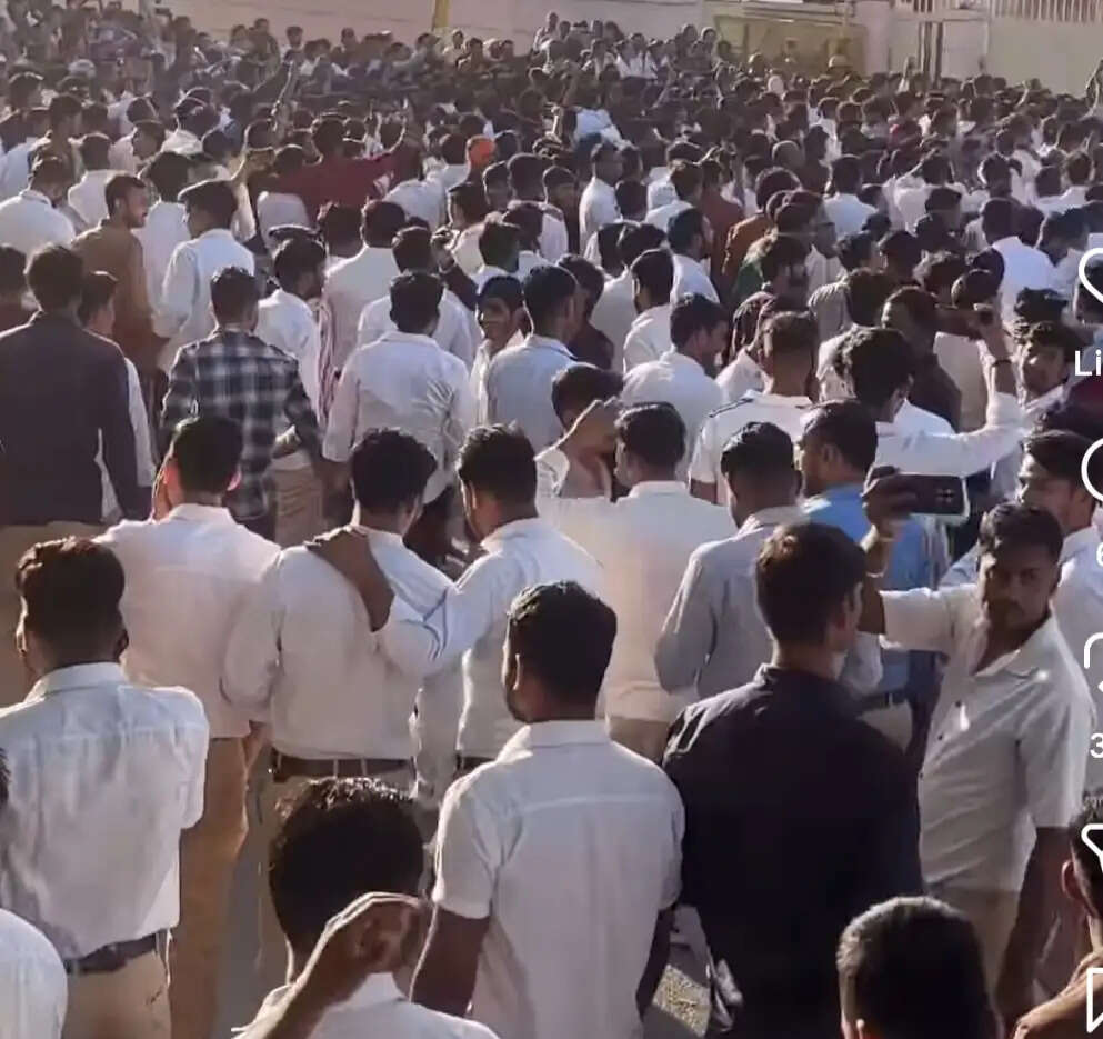 सेलरी, बोनस और ओवरटाइम की मांग ही नहीं और कई कारण है श्रमिकों के उग्र आंदोलन के