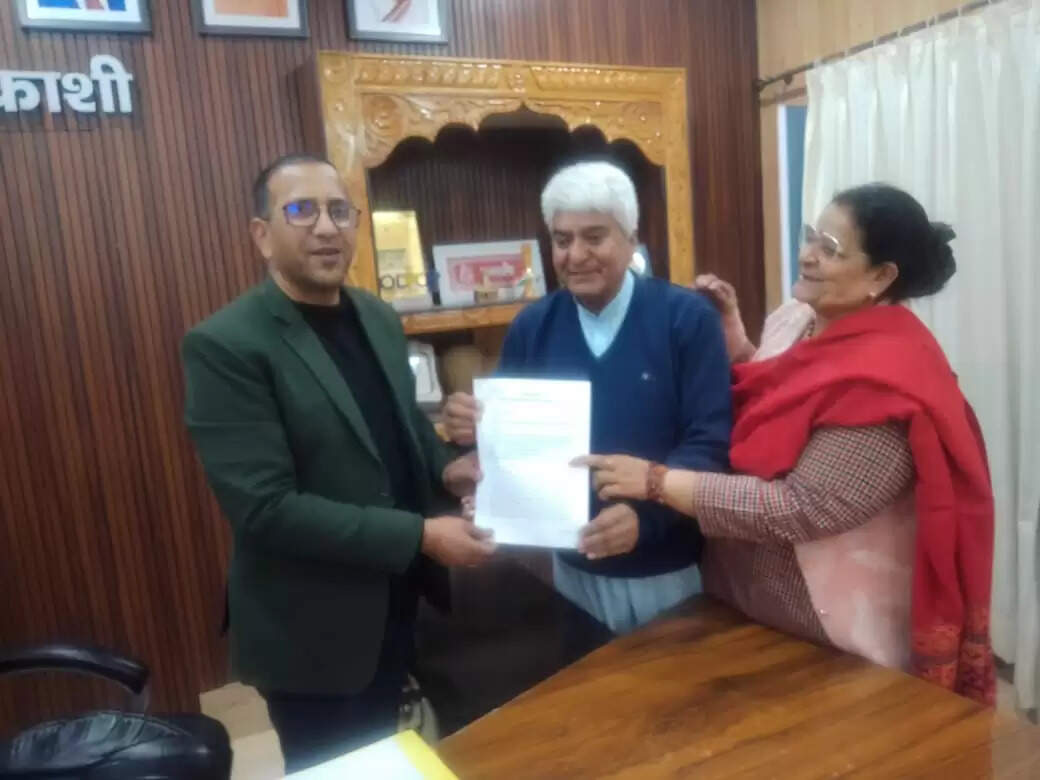 गंगोत्री हाईवे चौड़ीकरण में कितने पेड़ काटे जाएंगे, डीएम से मांगी जानकारी