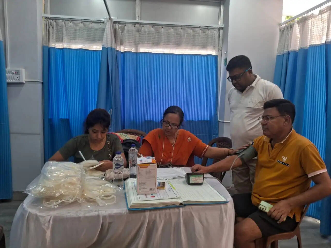 पूर्वांचल जनकल्याण समिति की पहल पर कोलकाता में रक्तदान शिविर आयोजित