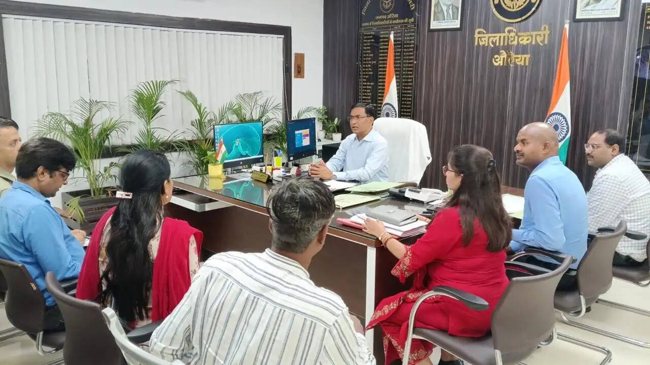 औरैया : पुरहा नदी पुनरुद्धार में नहीं होगी कोई ढिलाई, 18 किमी शेष हिस्से के लिए बनेगी संयुक्त समिति