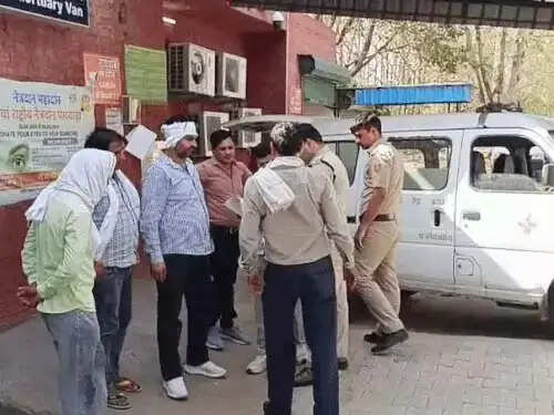 फरीदाबाद : ताऊ की रिवॉल्वर से गोली मारकर बीएससी छात्र ने की आत्महत्या