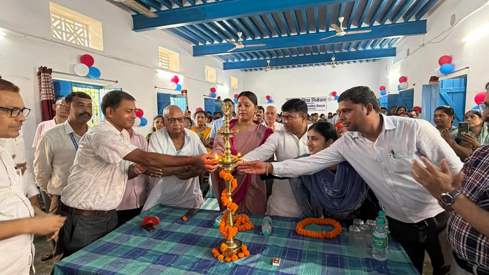 छपरा विधायक छोटी कुमारी ने किया आदर्श विद्यालय का शुभारंभ
