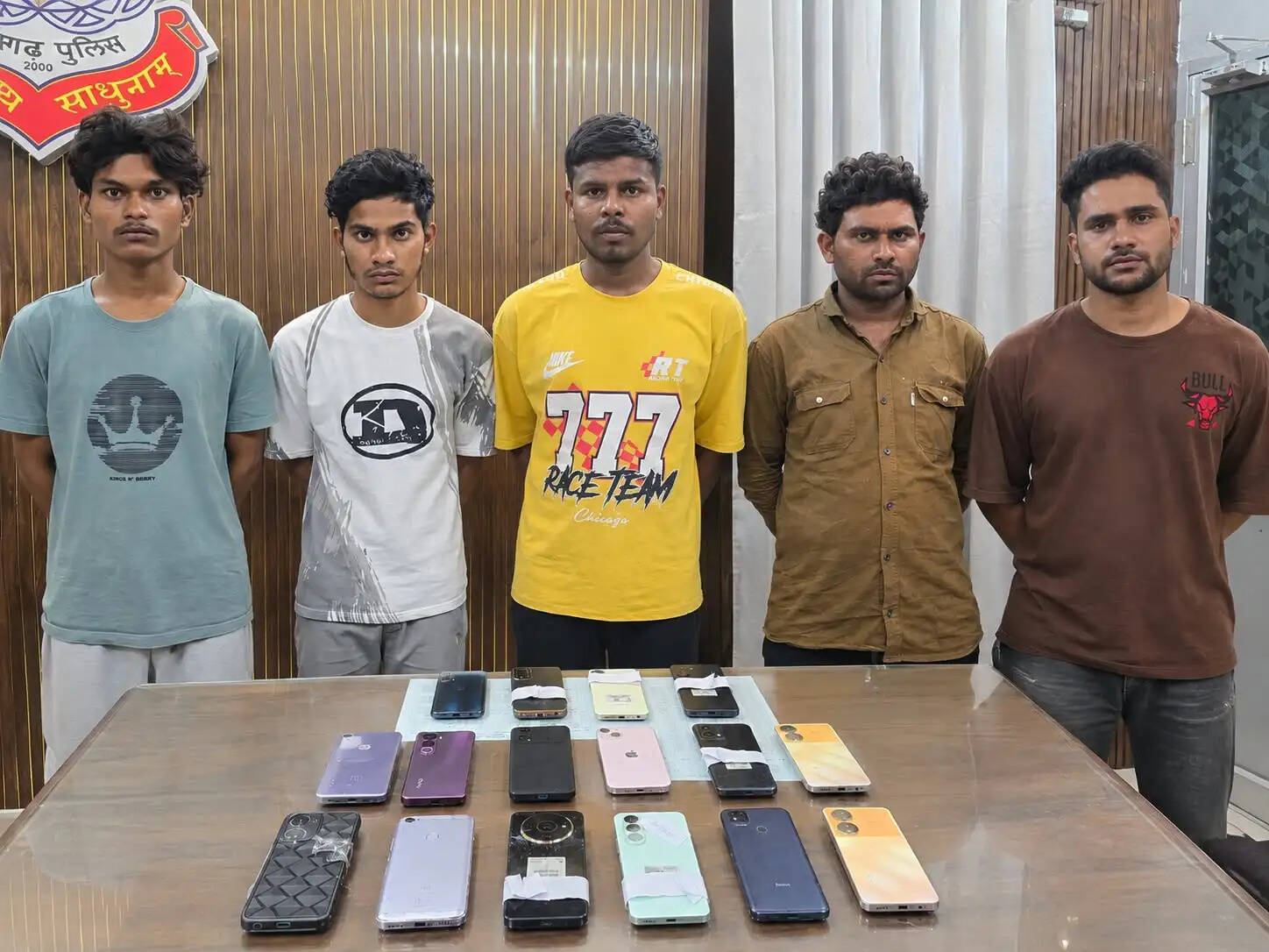 रायपुर में मोबाइल लूट-चोरी के अंतर्राज्यीय सिंडिकेट का पर्दाफाश, पांच गिरफ्तार