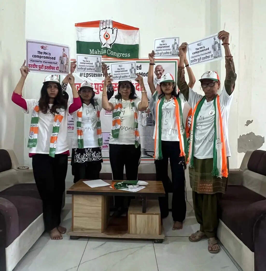 हिसार : केंद्रीय मंत्री हरदीप सिंह पुरी इस्तीफा दें या पीएम उनसे इस्तीफा लें : संतोष जून