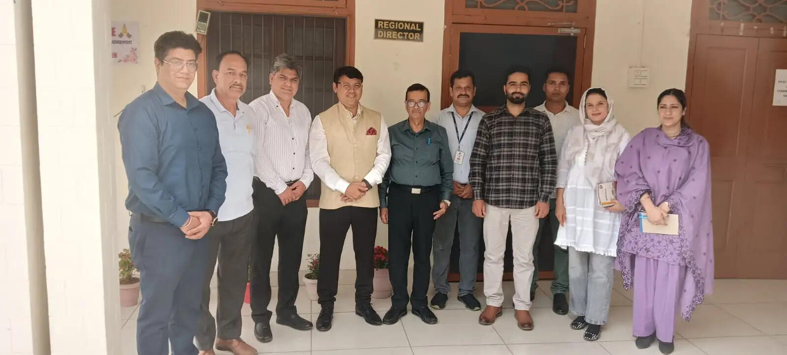 एआईआईएलएसजी के उप महानिदेशक ने जम्मू दौरे के दौरान विकास योजनाओं की समीक्षा की