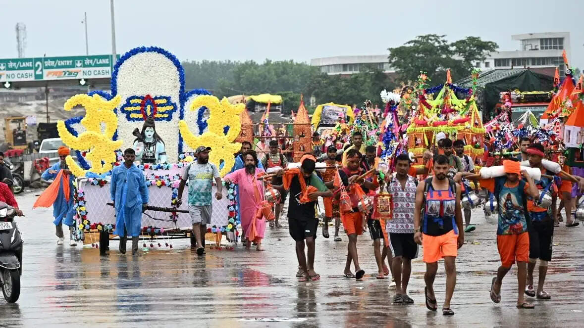 कांवड़ मेले के आठवें दिन हरिद्वार से 39 लाख से अधिक कांवड़िये गंगाजल लेकर रवाना