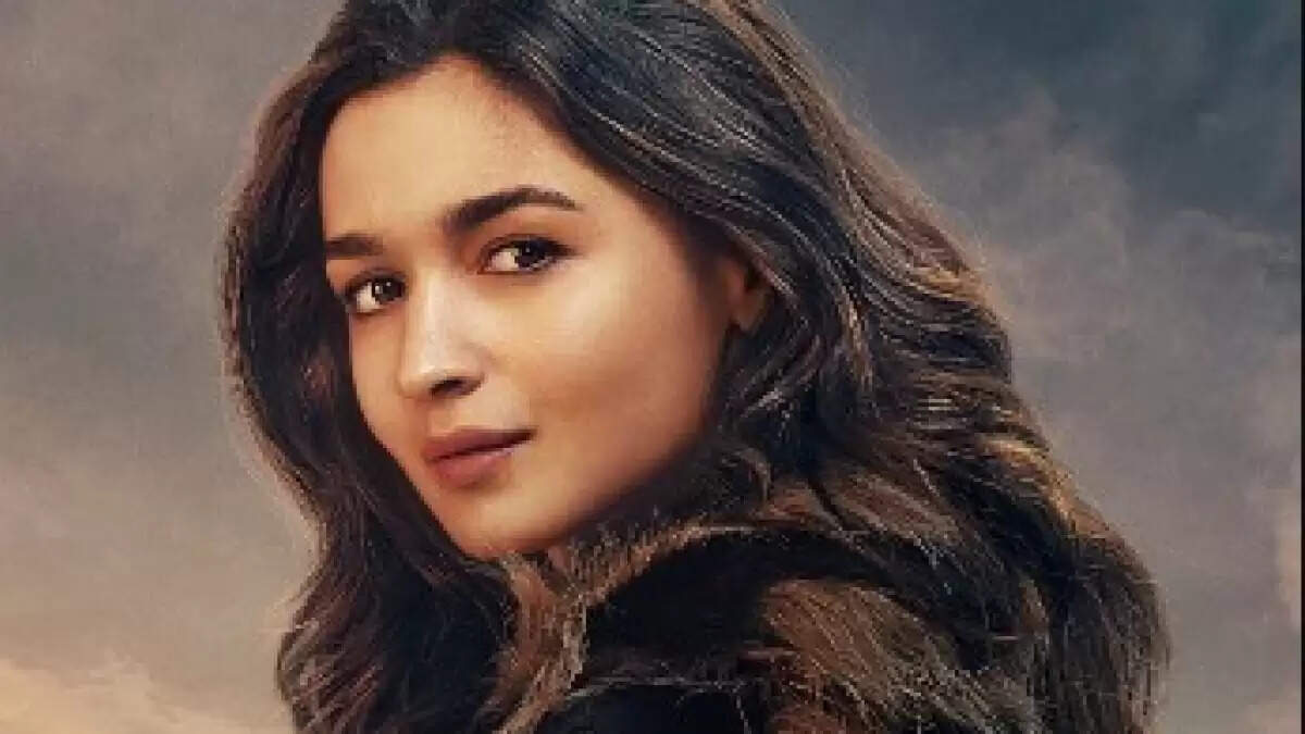 अभिषेक पाठक की हाई-वोल्टेज ड्रामा फिल्म 'हाउसवाइफ' में दिखेंगी आलिया भट्ट