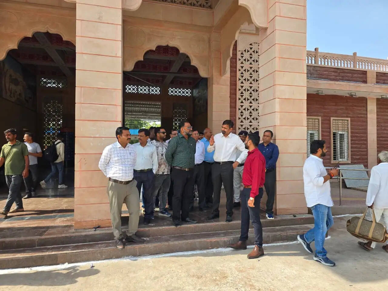 जैसलमेर एवं फलोदी स्टेशनों पर मीडिया दल का दौरा