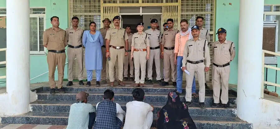 अशोकनगर पुलिस की बड़ी सफलता, 06 घंटे में अपहृत बालिका को सकुशल मुक्त कराया