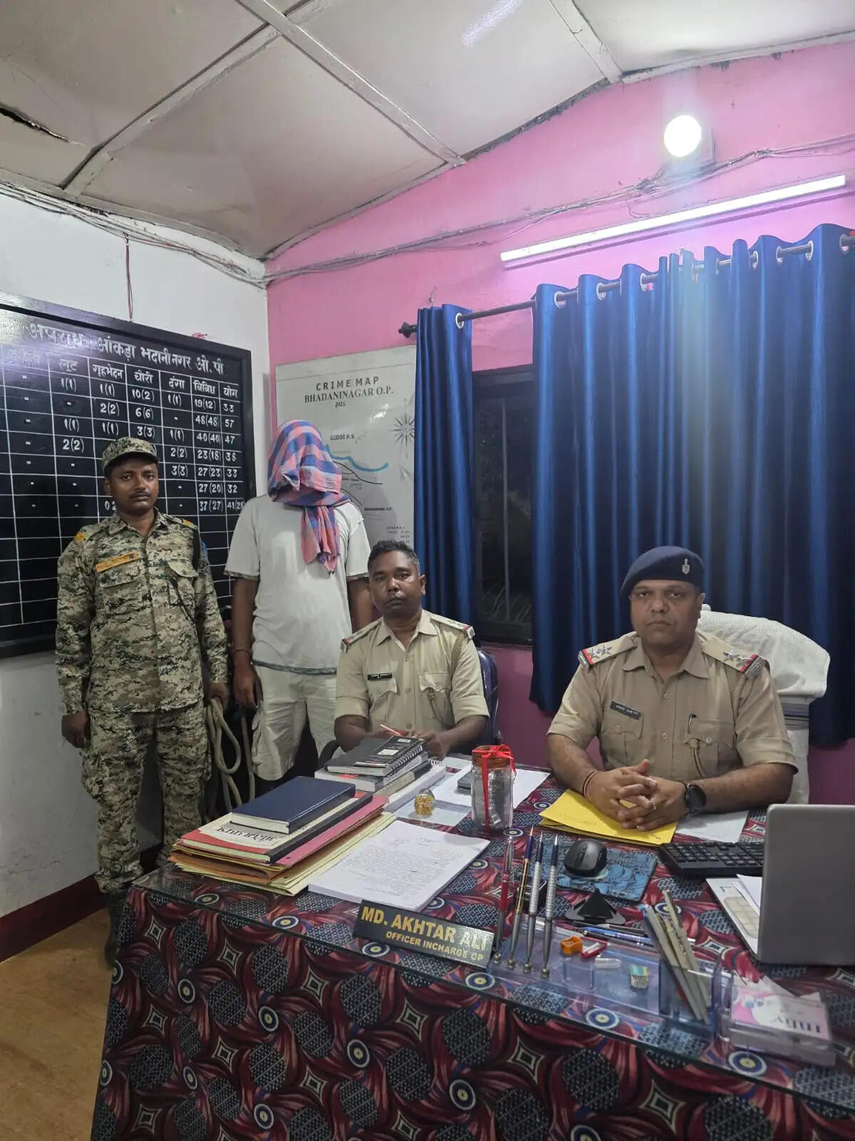 हीरोइन और गांजा के साथ तस्कर हुआ गिरफ्तार