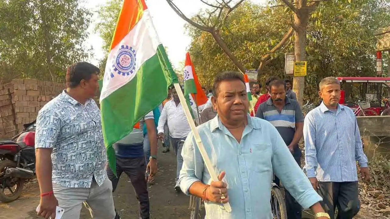 जमीन लूट और फ्लैट पर कब्जे समेत कई आरोपों में पूर्व तृणमूल नेता उत्तम कुंडू गिरफ्तार