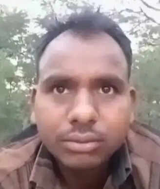 पत्नी की बेवफाई से परेशान युवक ने की आत्महत्या, सोशल मीडिया में वीडियो वायरल