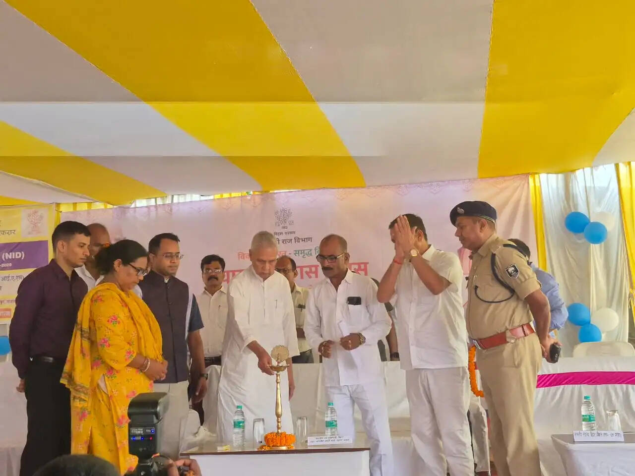 सारण में उपमुख्यमंत्री सह प्रभारी मंत्री विजेंद्र प्रसाद यादव ने पंचायत विकास दिवस का किया शुभारंभ