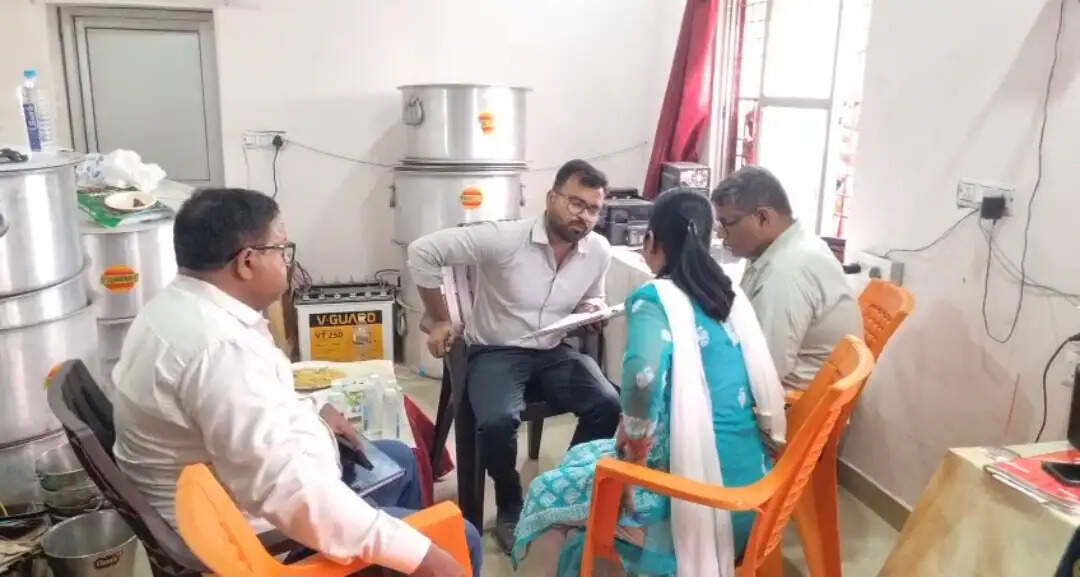 अमेठी में एलपीजी की कालाबाजारी का बड़ा खुलासा, 1295 सिलेंडरों की हेराफेरी मामले में गैस एजेंसी संचालक के खिलाफ केस दर्ज