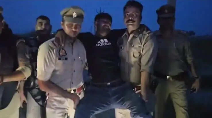 चेकिंग के दौरान मुठभेड़ में पकड़ा गया अपराधी