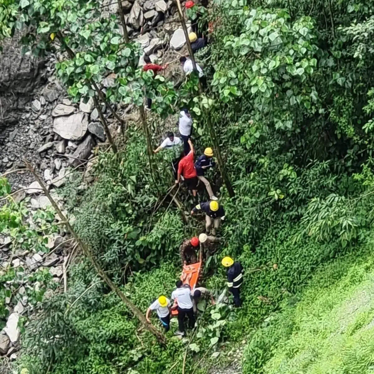 सिक्किम के&nbsp;फामताम में भूस्खलन, दो की मौत, मुख्यमंत्री ने शोक किया व्यक्त