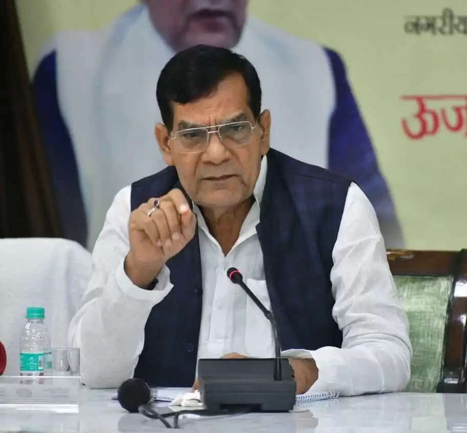 नगर विकास एवं ऊर्जा मंत्री के कार्यक्रम में 15 मिनट के लिए बिजली गुल होने पर पांच विद्युत अधिकारी निलंबित