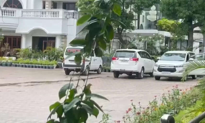 दुर्ग में होटल कारोबारी विजय अग्रवाल के बंगले पर ईडी की छापेमारी