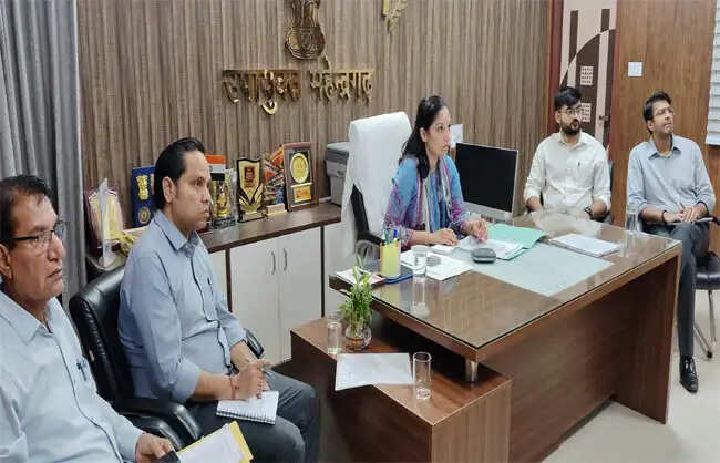 नारनौलः नीट में एक मिनट की देरी भी पड़ेगी भारी, 1ः30 बजे बंद होंगे गेट