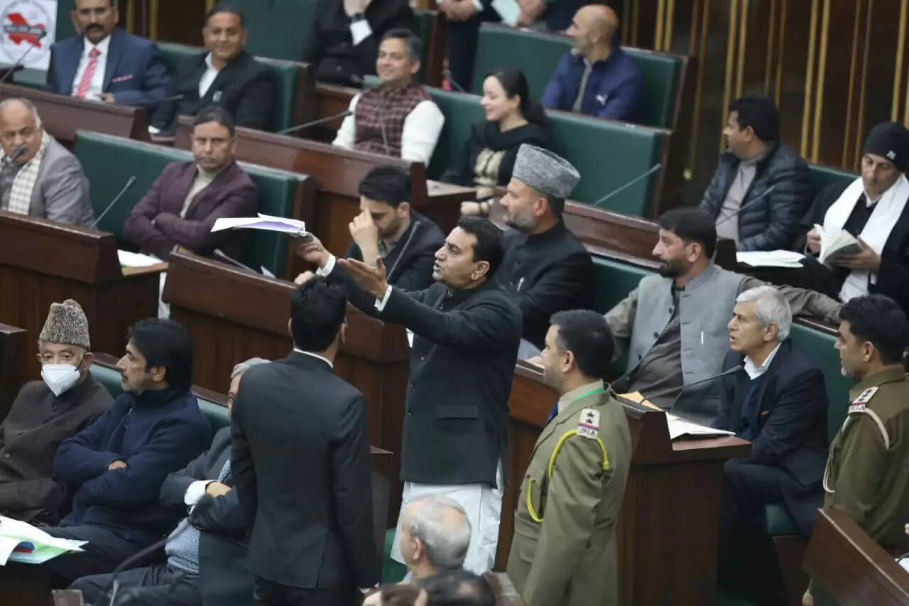 सरकार सेब के डिब्बों में इस्तेमाल होने वाले रसायन को चरणबद्ध तरीके से बंद करने की ओर अग्रसर, सुरक्षित पैकेजिंग के लिए 50% सब्सिडी की पेशकश